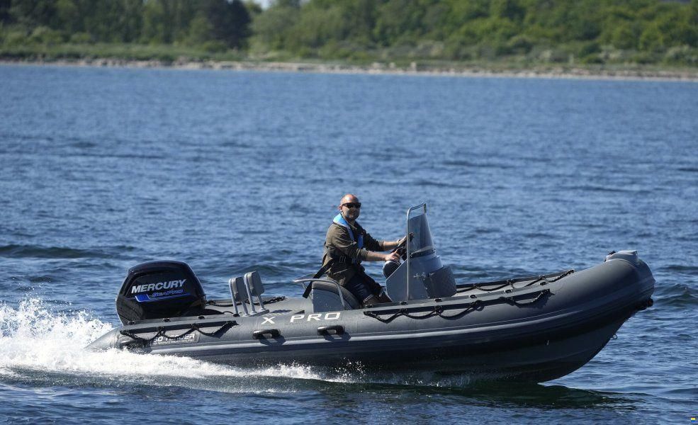 3D Tender X-PRO 535 RIB med F75 hk Mercury SeaPro