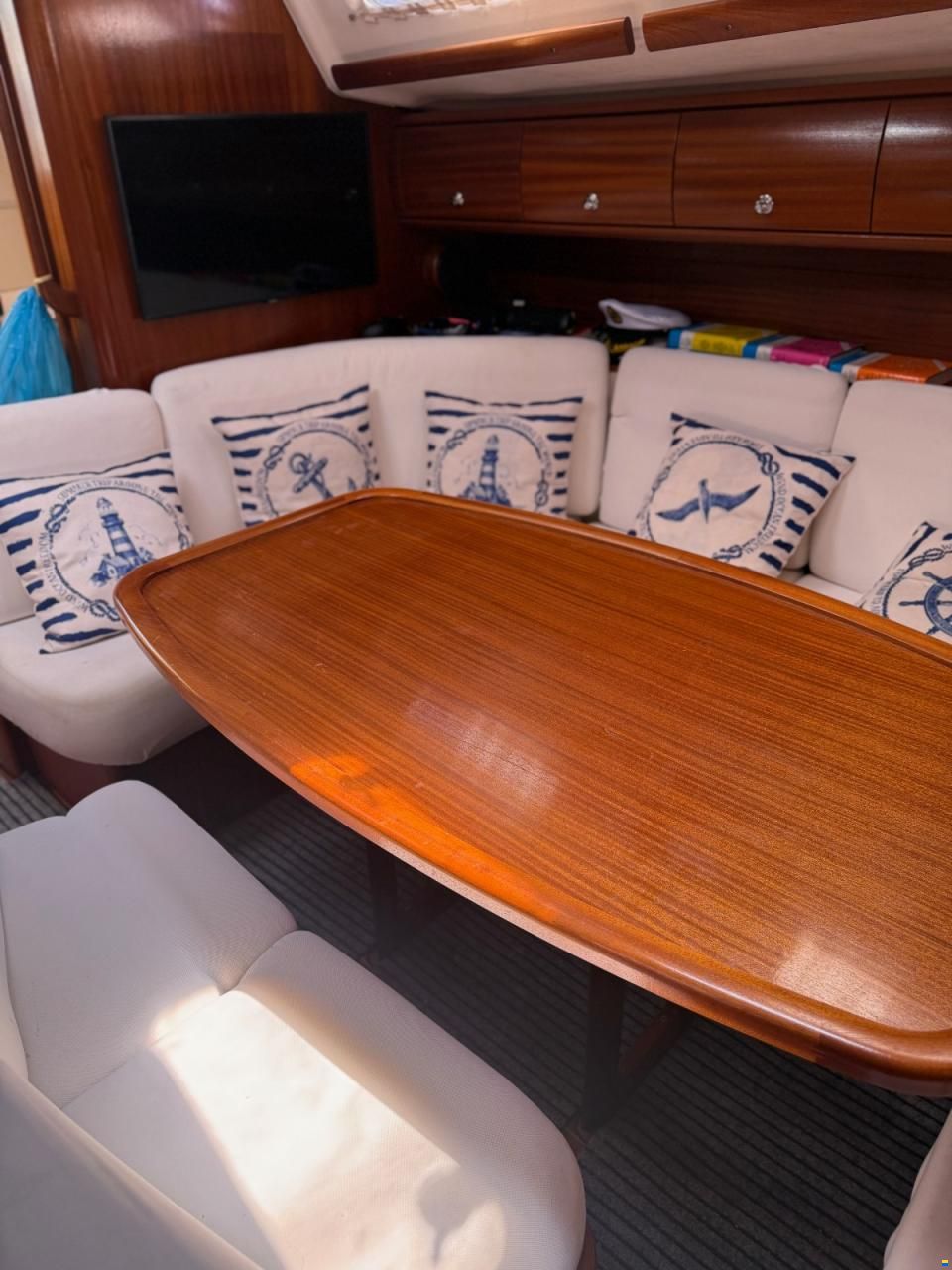 Bavaria 39