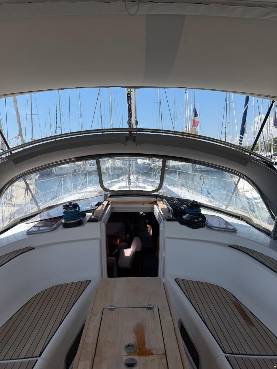 Bavaria 39