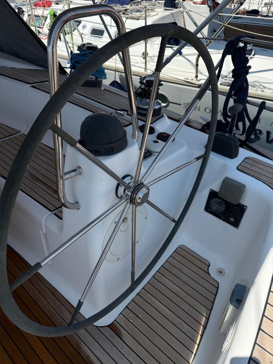 Bavaria 39