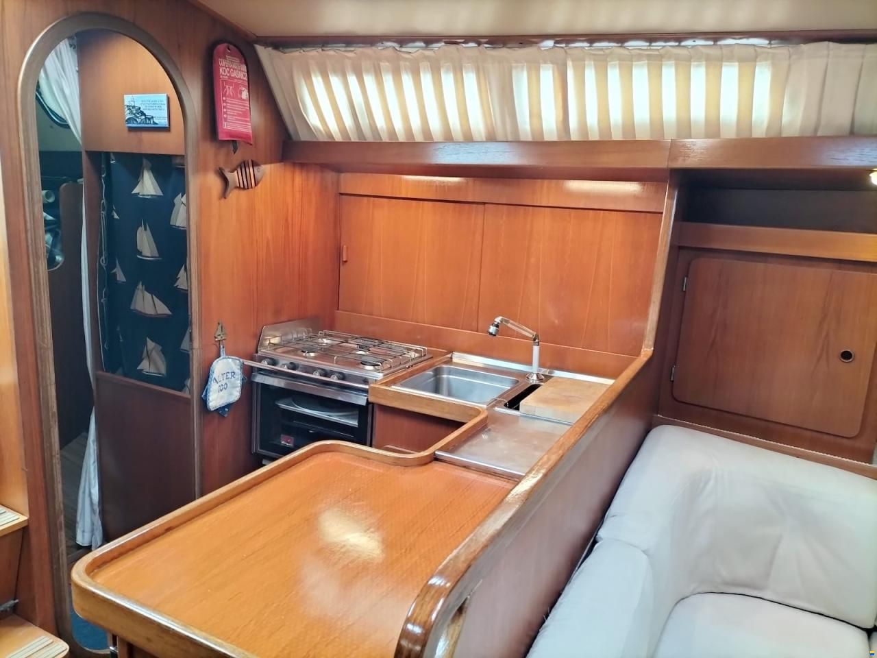 Comar Comet 12