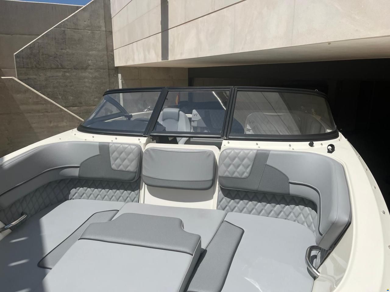 Bayliner VR 5