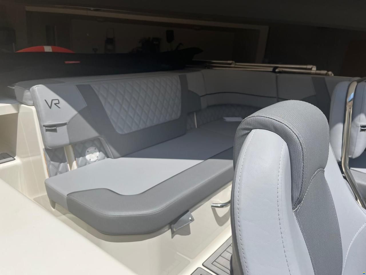 Bayliner VR 5