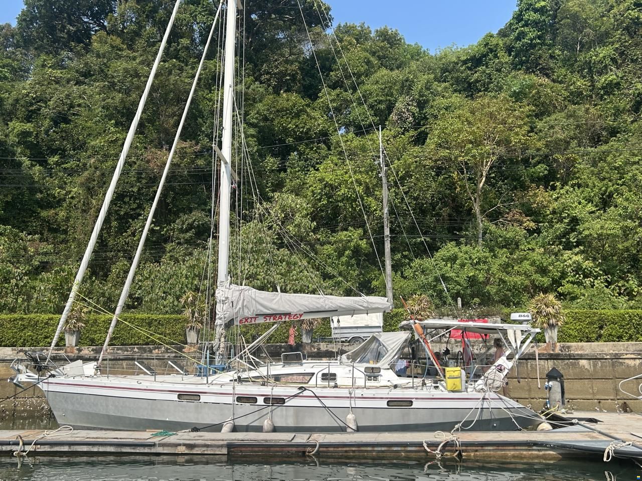 Alubat Ovni 435
