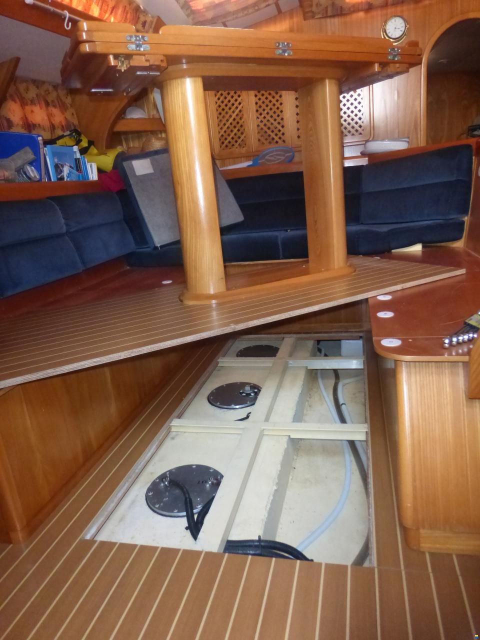 Alubat Ovni 435