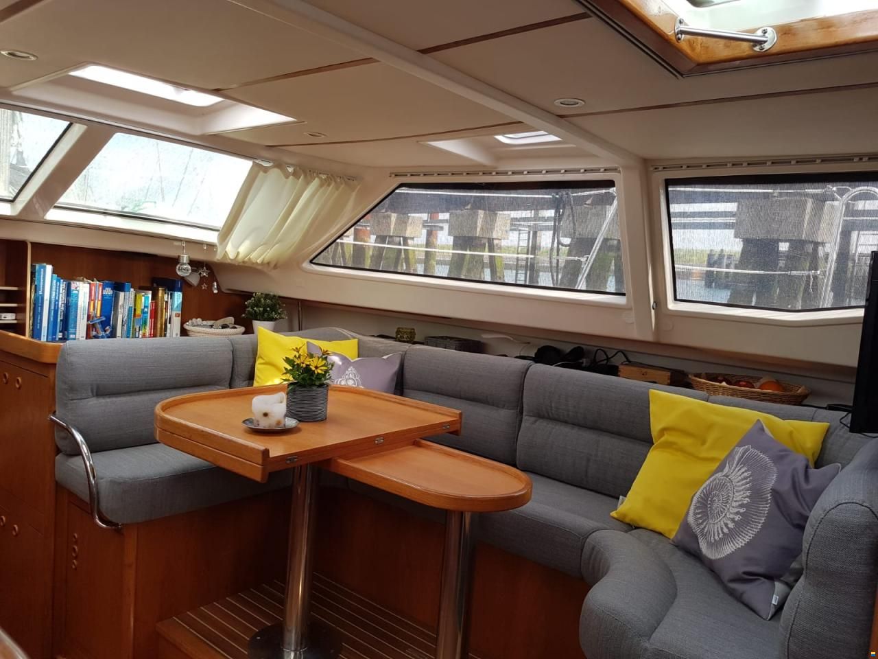 Wauquiez 40 Pilot Salon