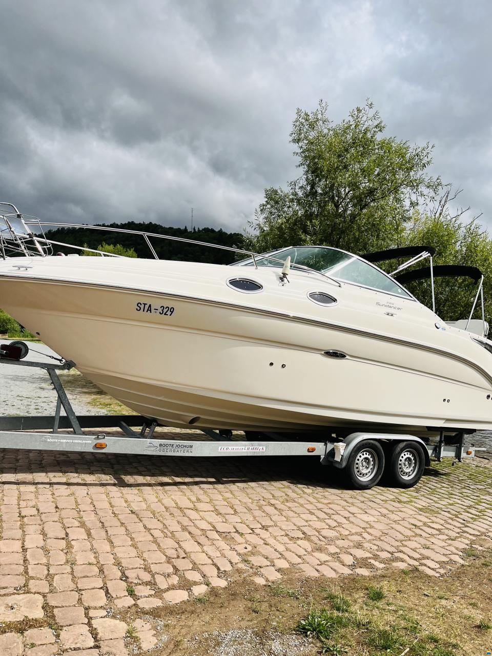 Sea Ray er 255