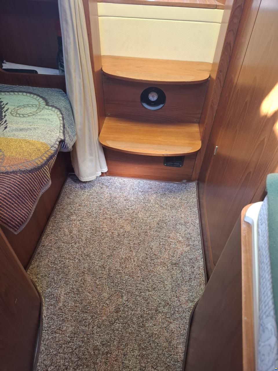 Sessa Dorado 28