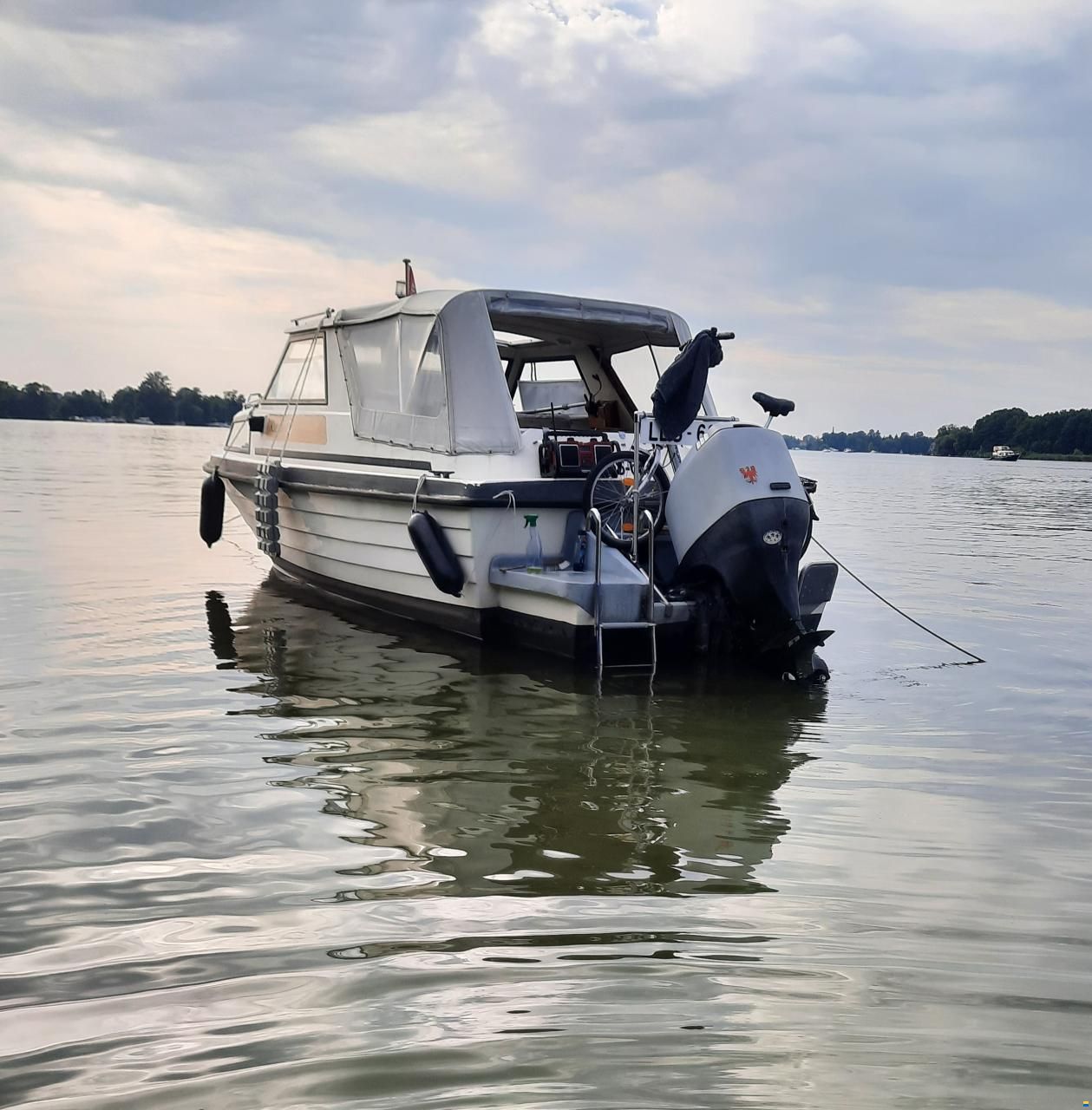 Uttern Vorderkajütboot