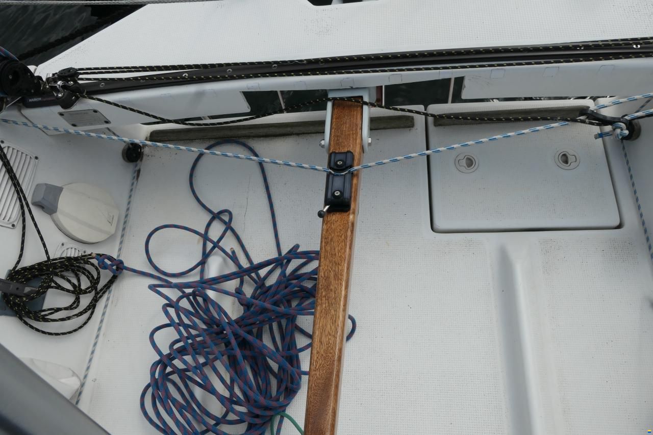 Beneteau First 27.7