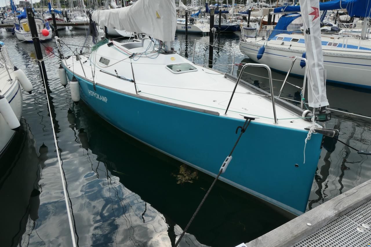 Beneteau First 27.7