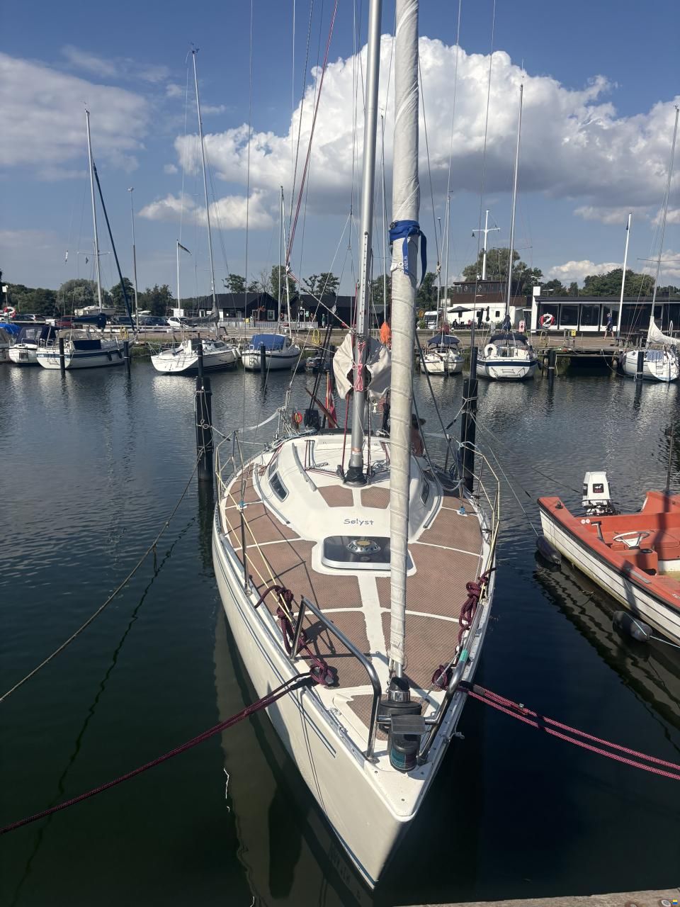 Larsen 28