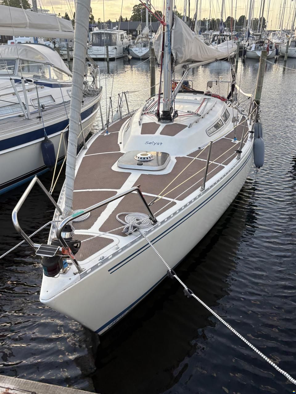 Larsen 28