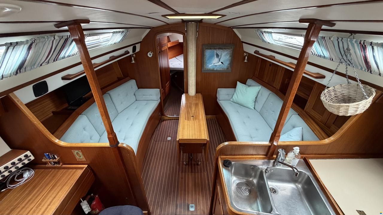 Sweden Yachts 340