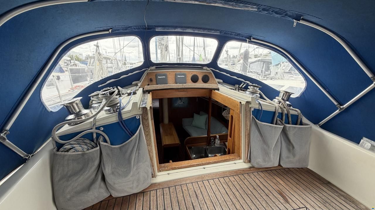 Sweden Yachts 340