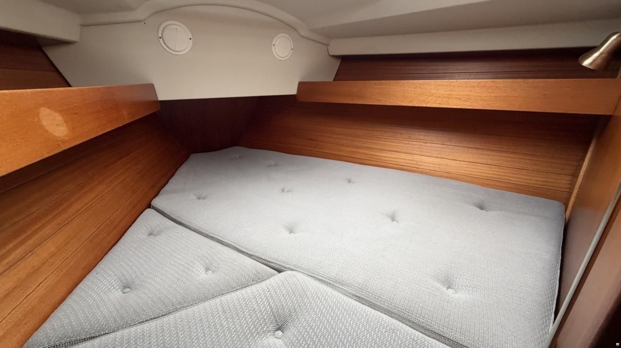 Sweden Yachts 340