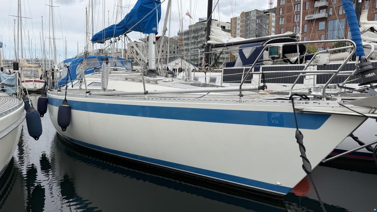 Sweden Yachts 340