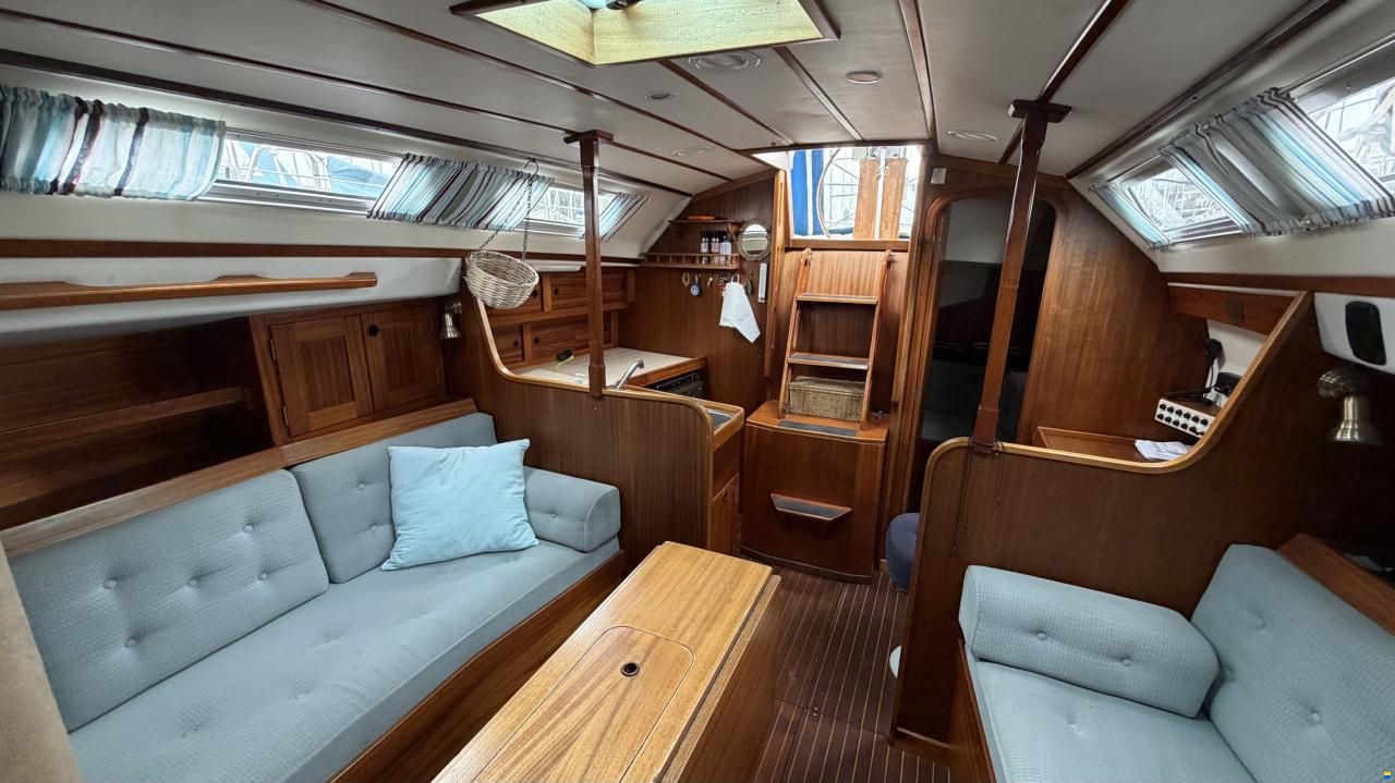 Sweden Yachts 340