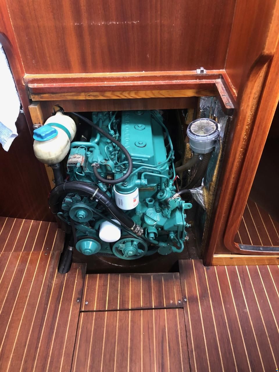 Sweden Yachts 340