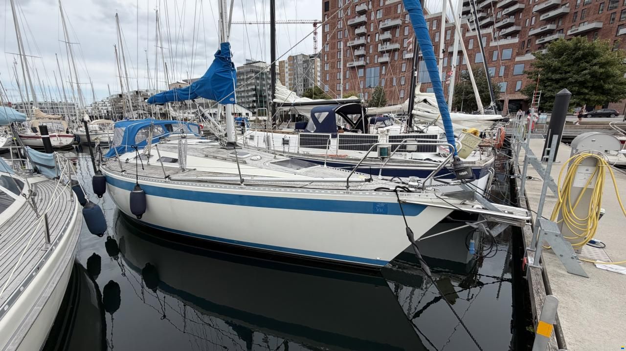 Sweden Yachts 340