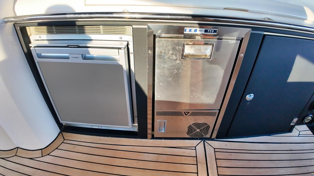Sunseeker Camargue 50