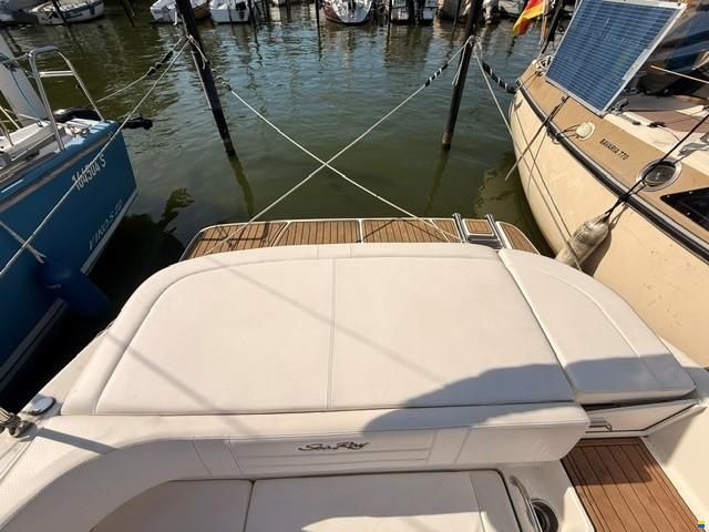 Sea Ray 190 SPX