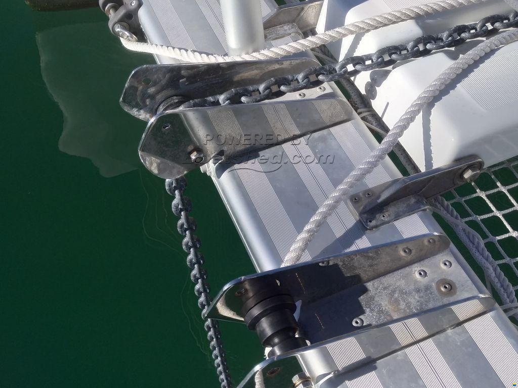 Lagoon 42