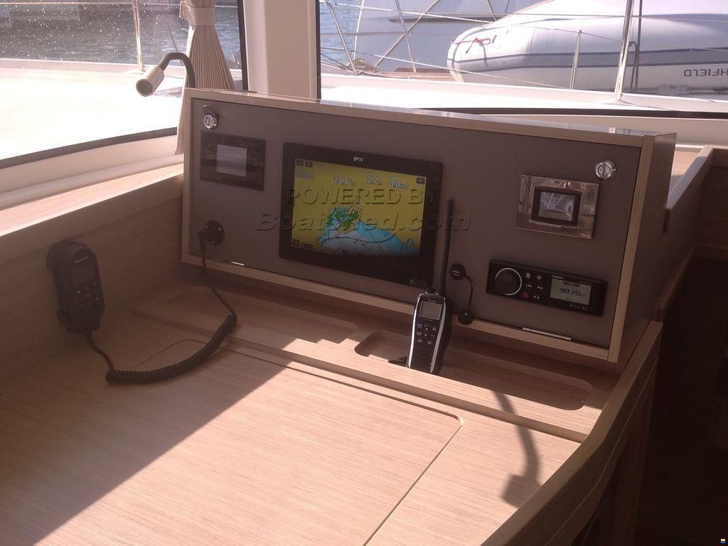 Lagoon 42