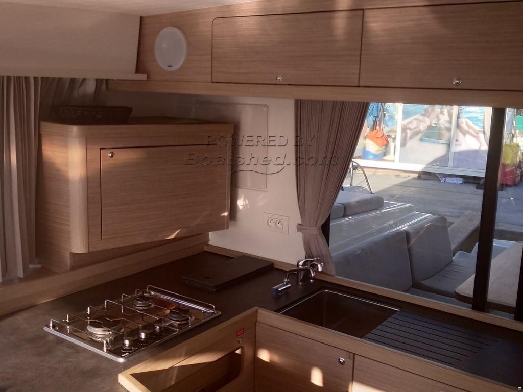 Lagoon 42