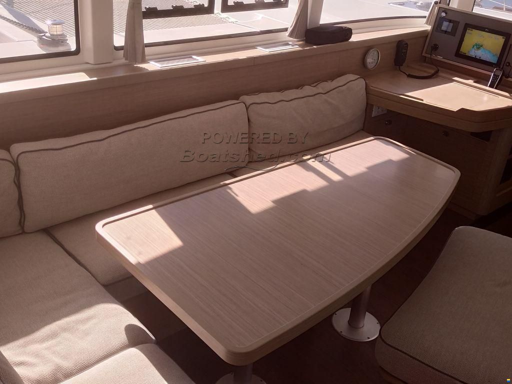 Lagoon 42