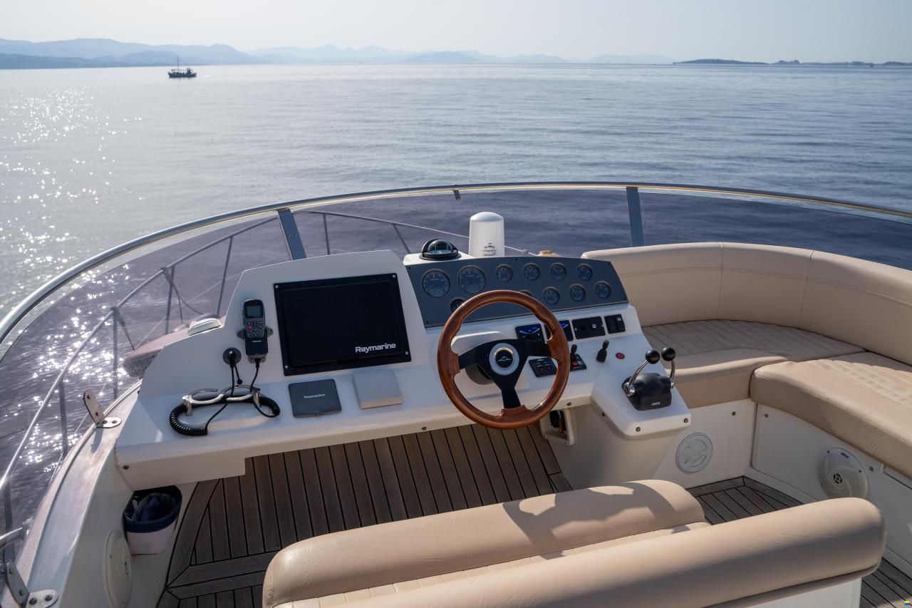 Sealine 42.5 Fly