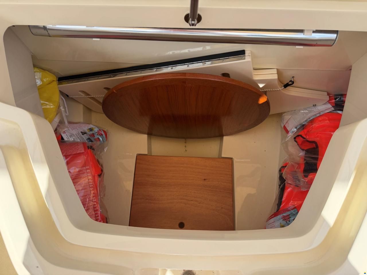 Invictus FX 240