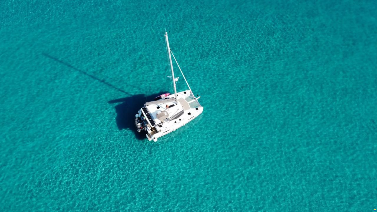 Fountaine Pajot Lucia 40