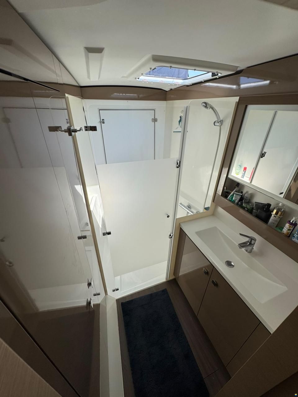Fountaine Pajot Lucia 40