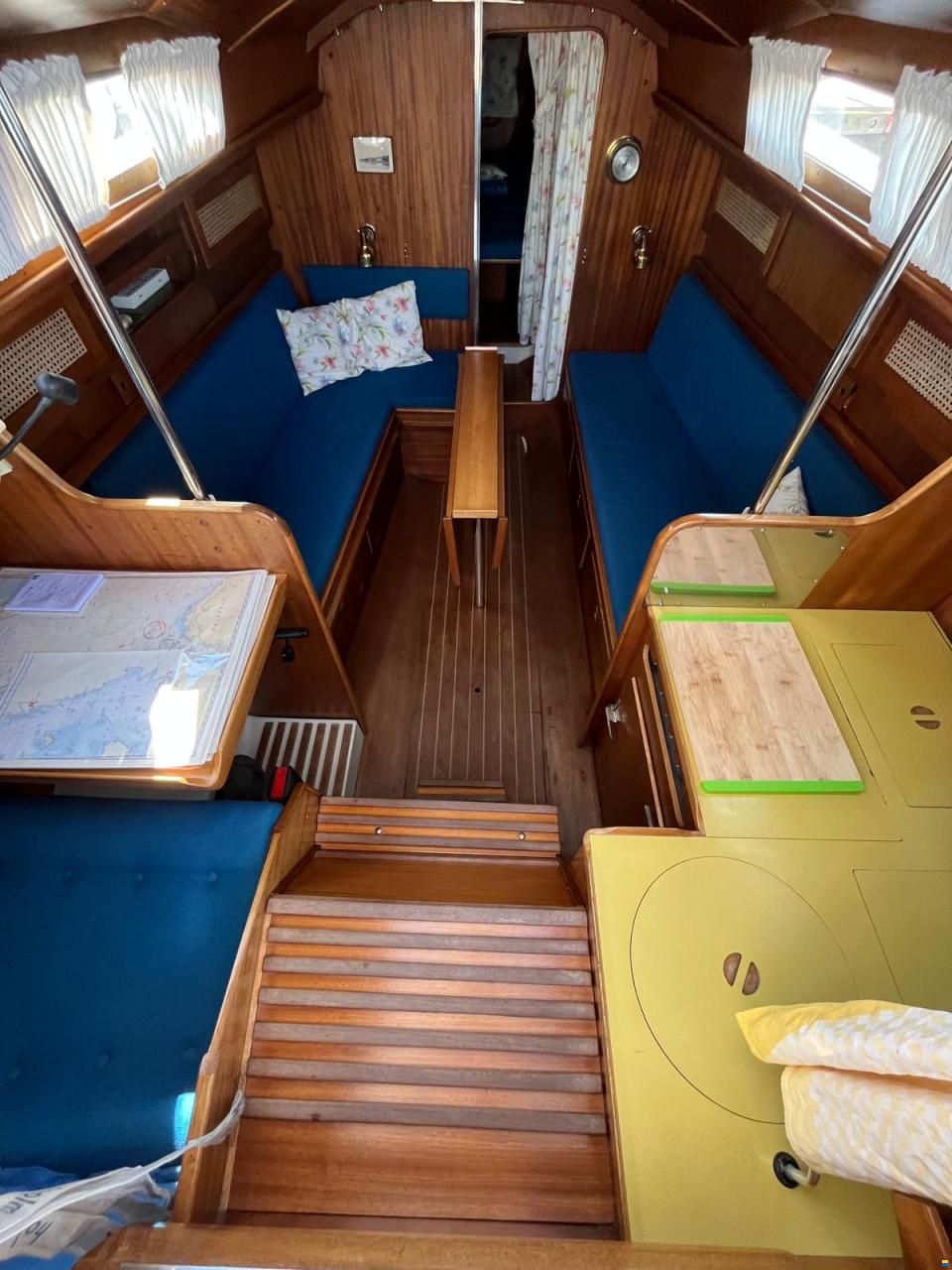 Bianca Commander 31