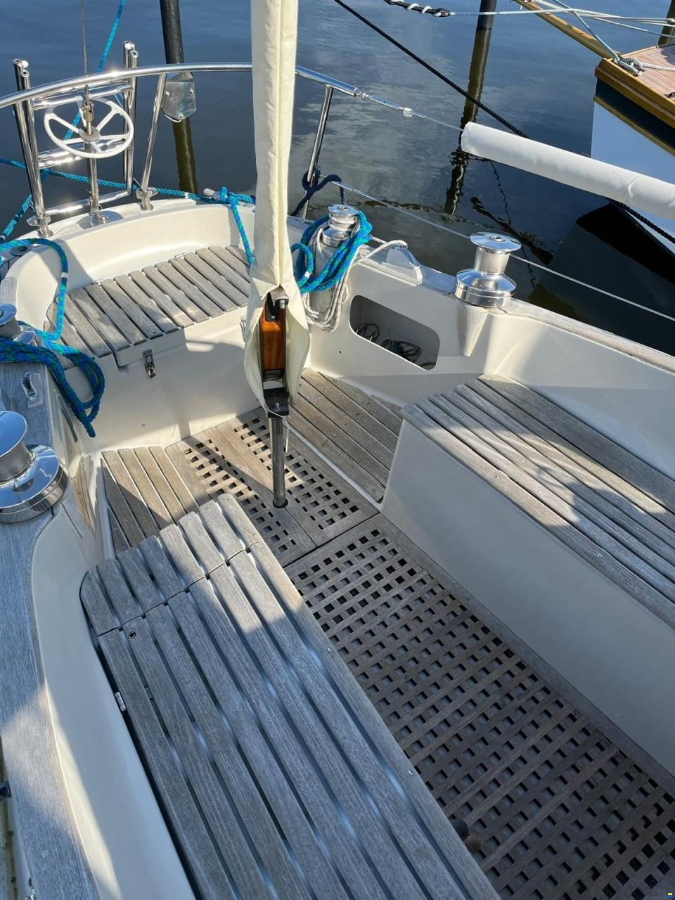 Bianca Commander 31