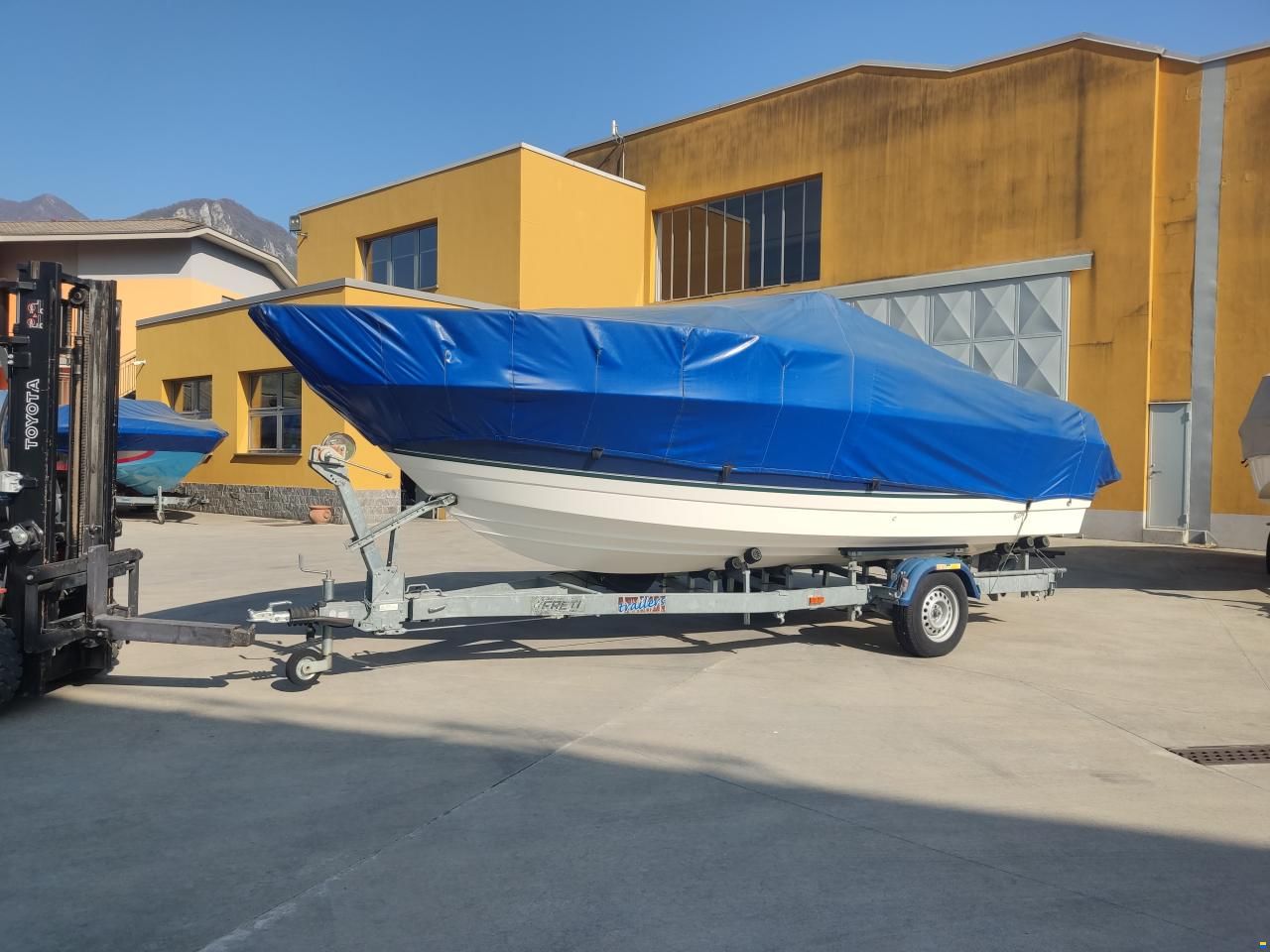 Bayliner Discovery 192