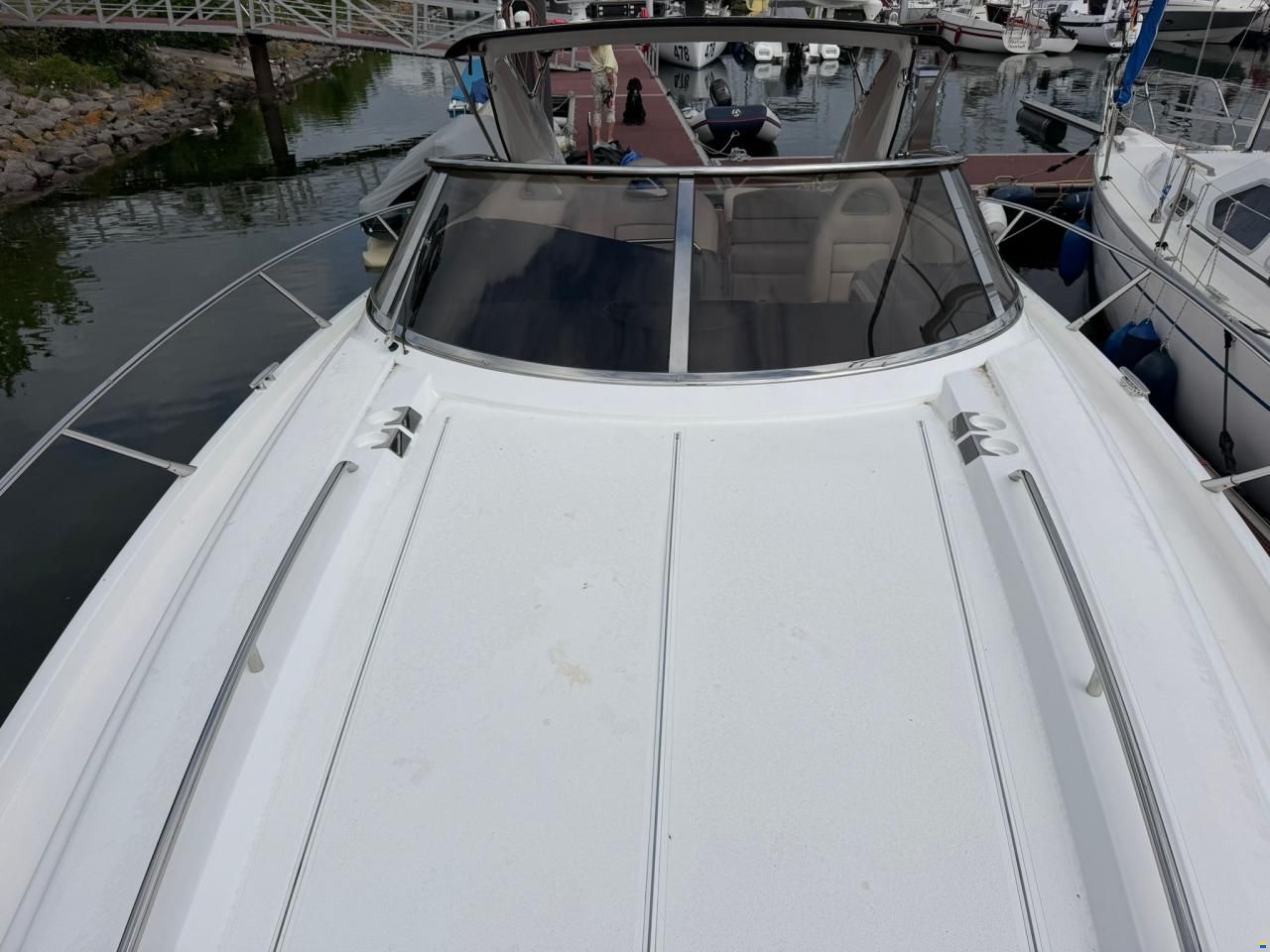 Sunseeker Superhawk 43