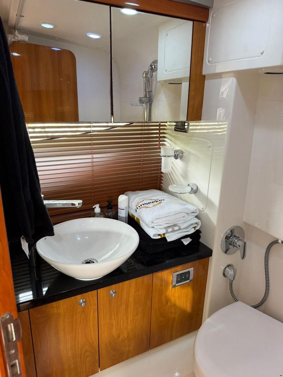 Sunseeker Superhawk 43
