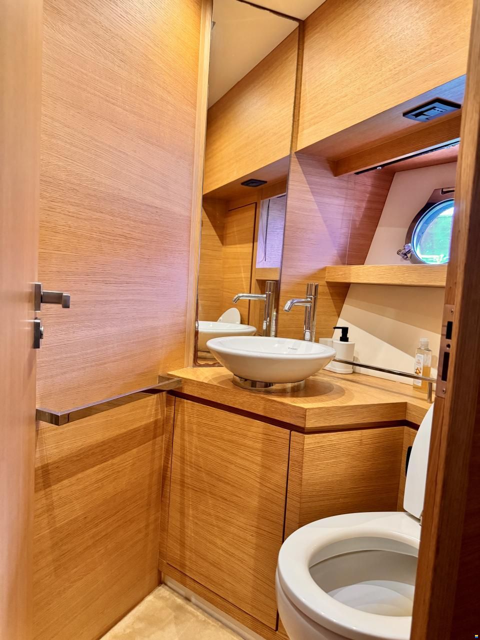 Sundeck 550