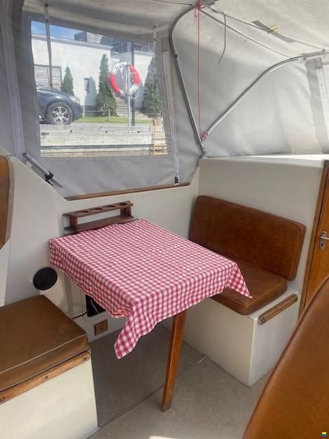 Saga 27 AC
