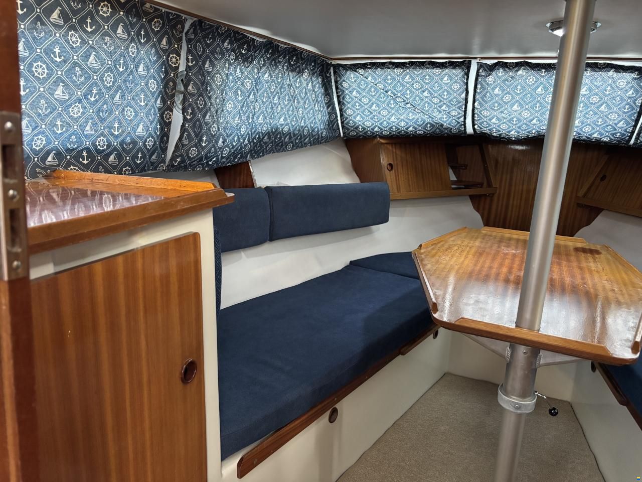 Saga 27 AC
