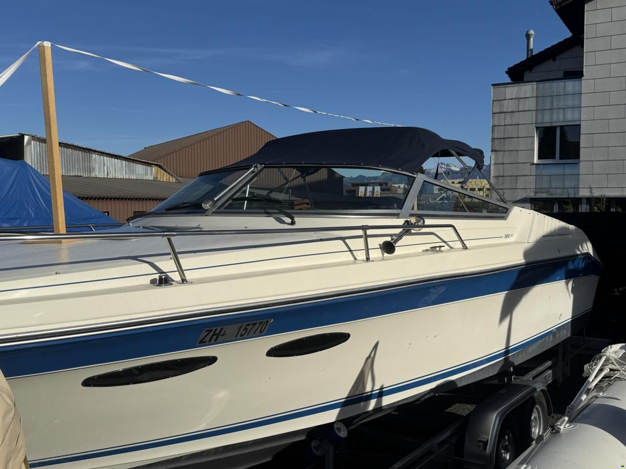 Sea Ray 260 CC