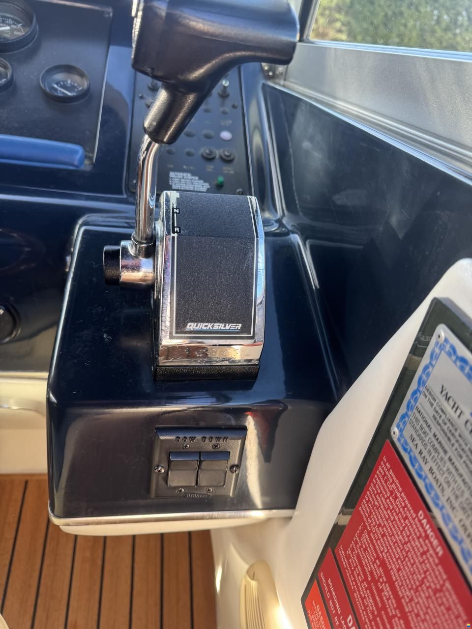 Sea Ray 260 CC