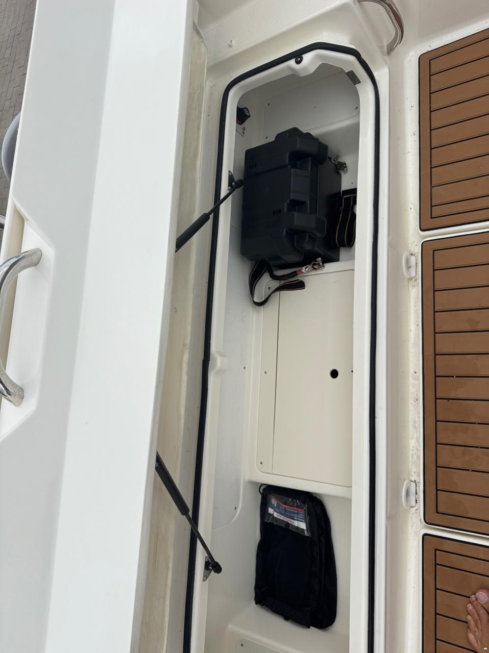 Quicksilver Activ 555