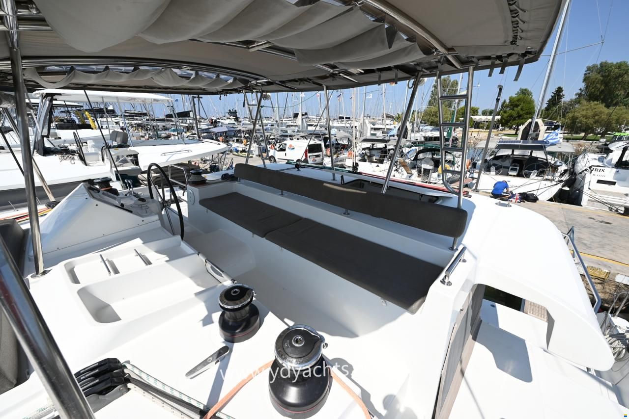 Lagoon 450 F