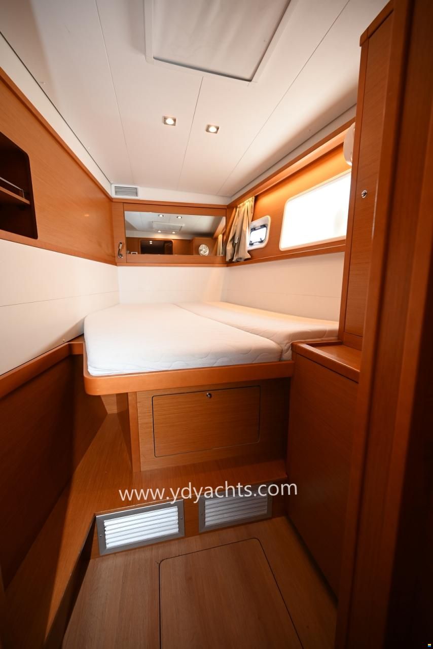 Lagoon 450 F
