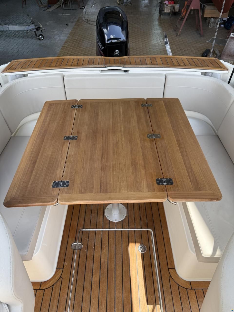 Quicksilver Activ 645 Cabin