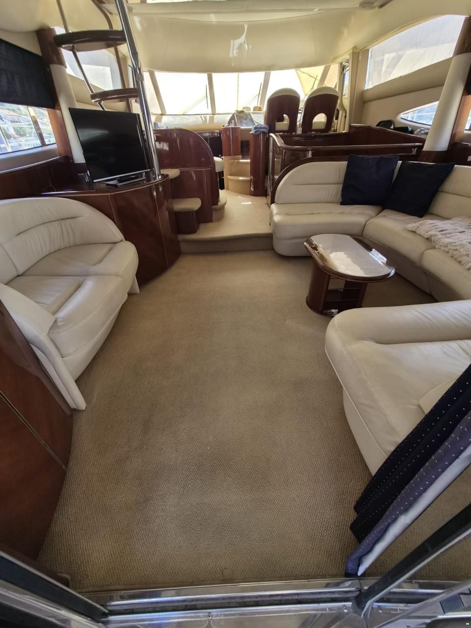 Princess 61