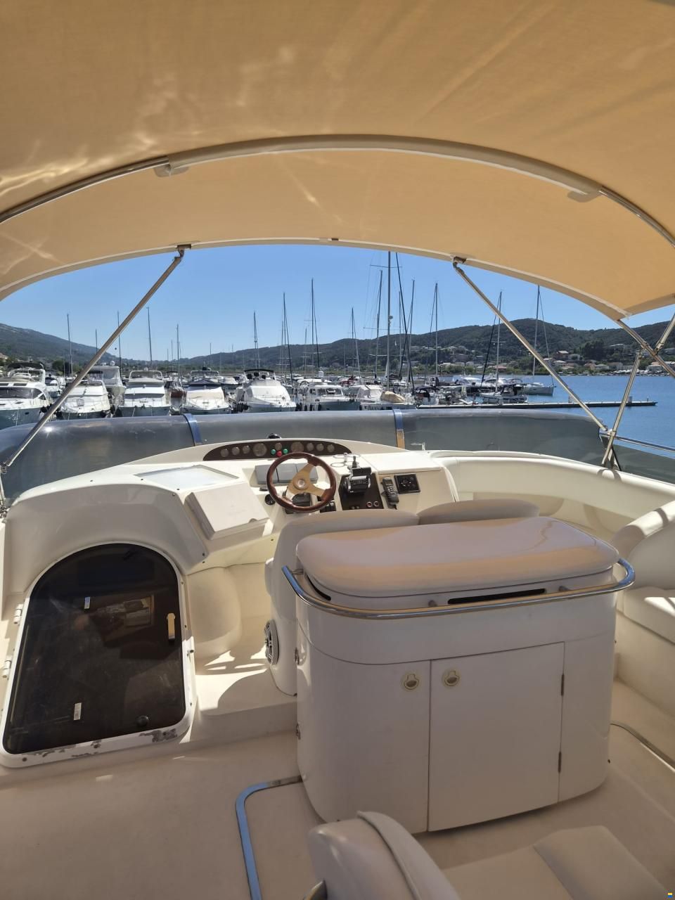 Princess 61